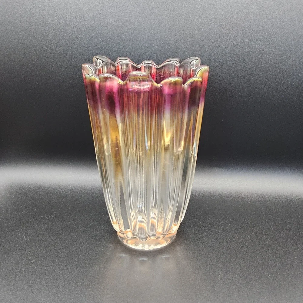Vintage Beautiful Iridescent Federal Glass Vase - Picture 2 of 7